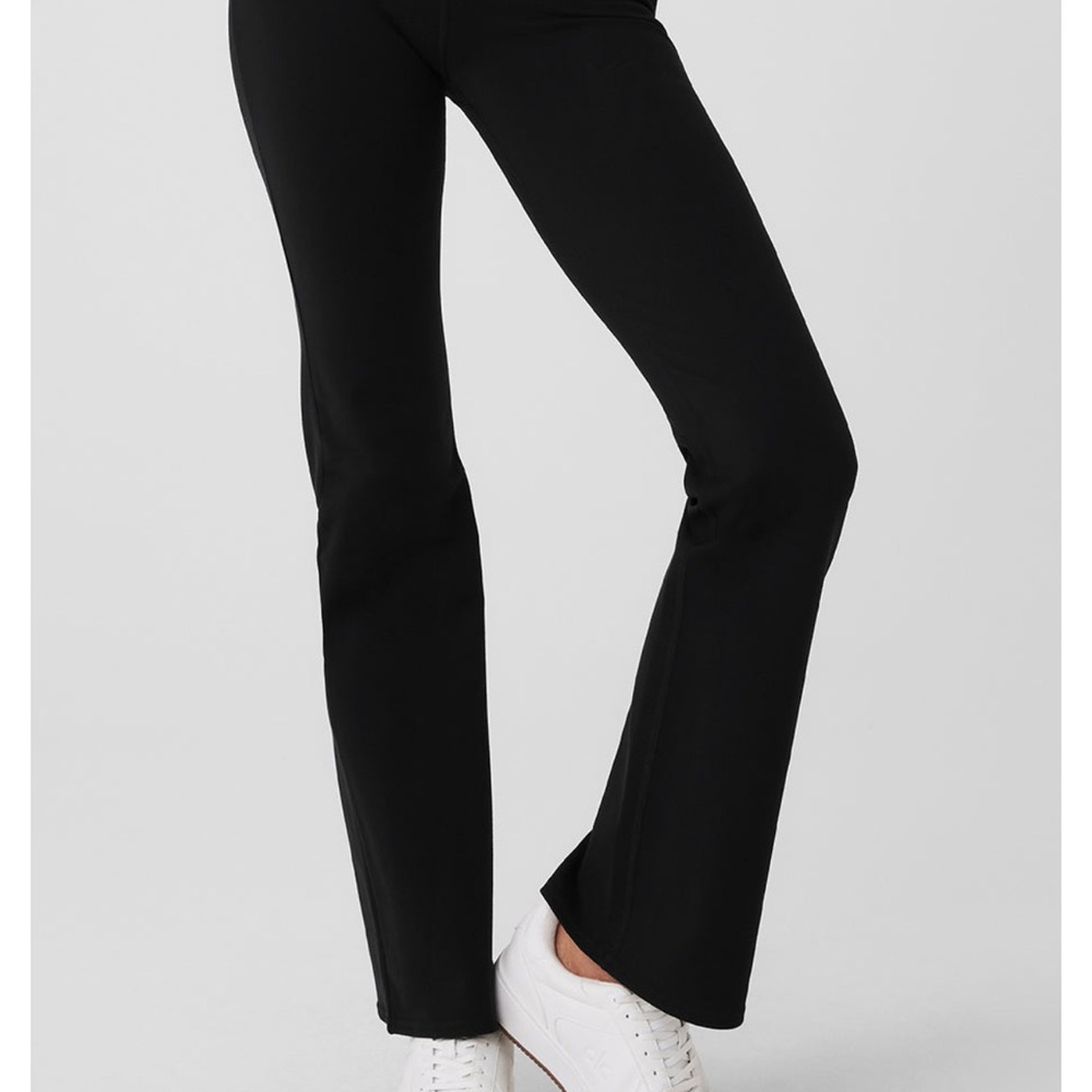 Women Alo AIRBRUSH HIGH-WAIST BOOTCUT LEGGING black size XS worn once